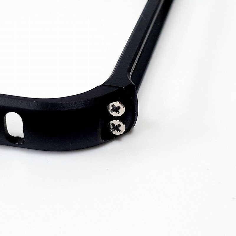 アルミバンパー ブラック スマホケース シンプルデザイン iPhone 7 / 8 / SE 対応